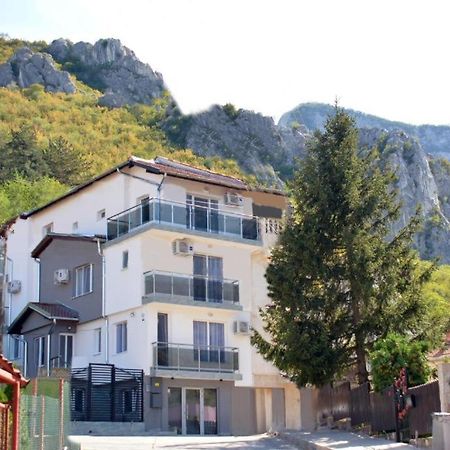 Раде 3-Враца Vratsa Dış mekan fotoğraf